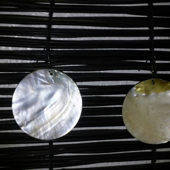 Shell Earrings (Leopard Print) - Picture 3 of 3